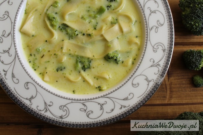 022 Zupa serowa z brokułami KuchniaWeDwoje.pl 2