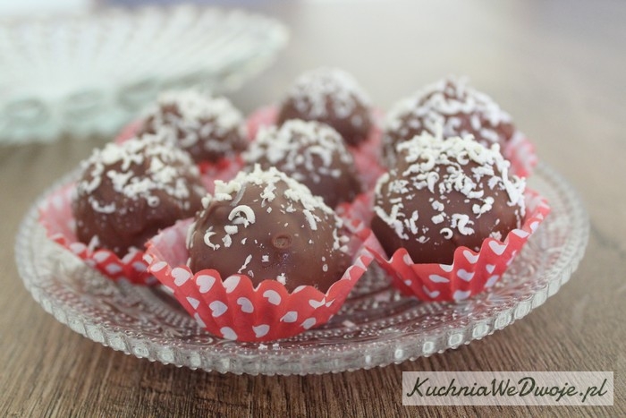 103 Trufle czekoladowe z żelkami i białą czekoladą[KuchniaWeDwoje.pl] 2