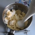 3. Zmiksować banana z kaszą