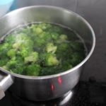 2. Ugotować brokuły