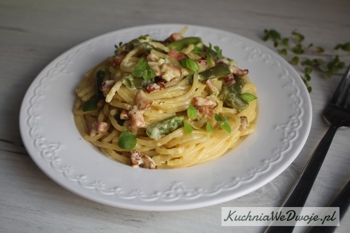 309 Spaghetti carbonarra z fasolka szparagowa KuchniaWeDwoje_pl 2